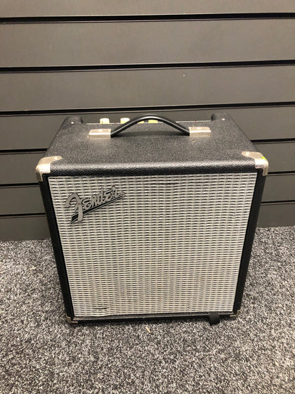 Fender Rumble 25 Bass Combo ( 24 Month Warranty)