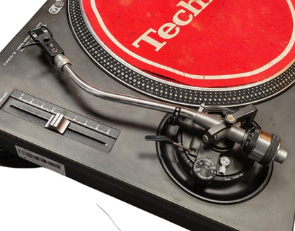 Technics SL-1210MK2 DJ Turntable *Unboxed*
