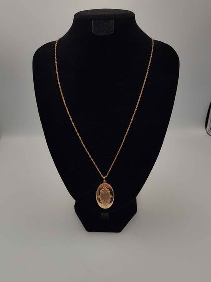 9ct Yellow Gold Long Chain Necklace With Oval Locket - 30