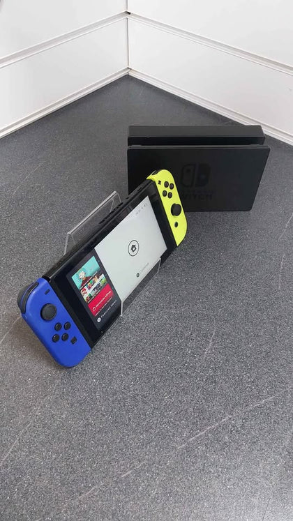 PRE OWNED, SWITCH CONSOLE, 32GB, HAC-001-01, BLUE AND YELLOW CON, DOCK, BOXED