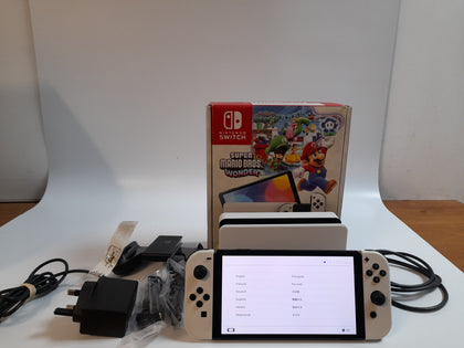 NINTENDO Switch OLED Boxed