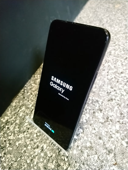 Samsung Galaxy S22 5G 128GB Unlocked.