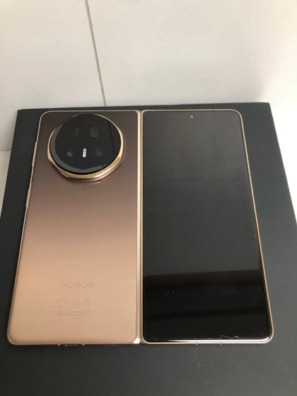 Honor Magic V5 512GB Dawn Gold Fold Phone.