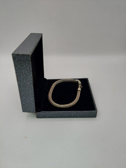925 Silver Bracelet 33G Weight 8