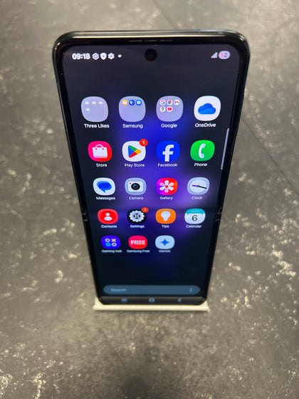 Samsung Galaxy Z Flip3 5G