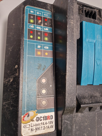 Makita DC18RD Dual Battery Charger 18vli-ion/12vNi-Mh