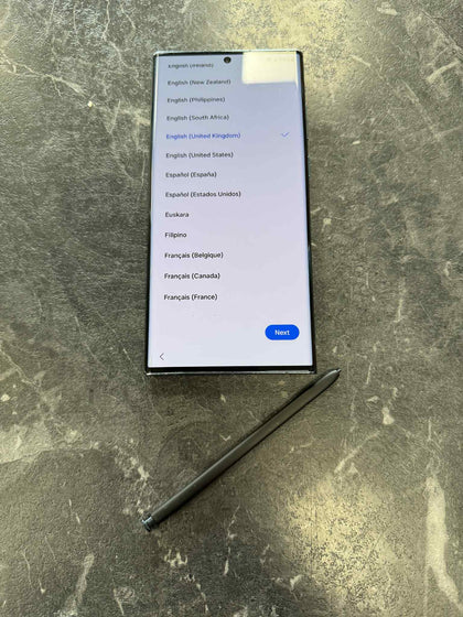 Samsung Galaxy S22 Ultra - Unlocked / 512GB - S Pen Included