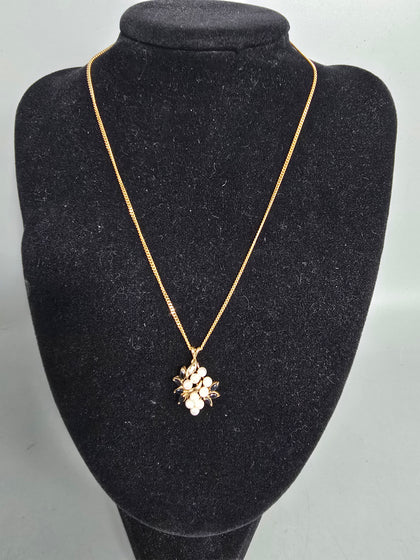 9CT Gold Necklace With Pendent 375 5.6G 16