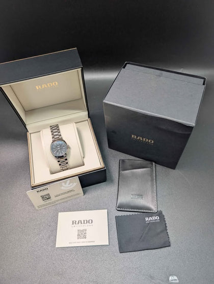 Rado Switzerland 561 D-Star Automatic Ladies Watch With Black Dial - Boxed With Papers