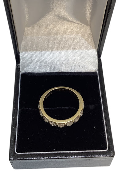 18ct Diamond eternity ring approx. 0.75pt in Diamond weight.