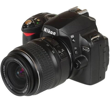 Nikon D40X + 18-55mm with charger