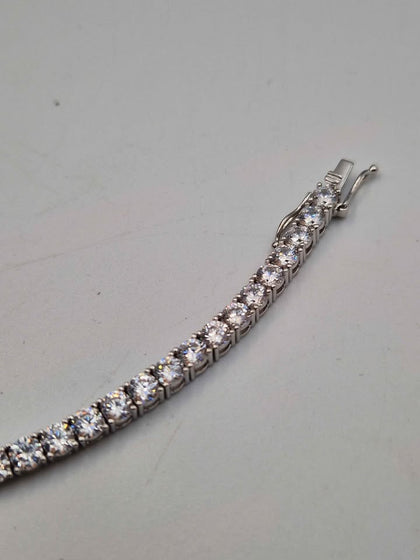 925 Sterling Silver Bracelet W/ Cubic Zirconia Stones - 4mm Wide - 16.50 Grams - 8