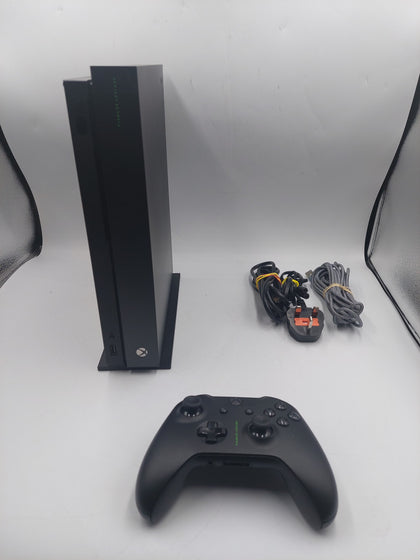Xbox One X Console 1TB project Scorpio edition with Controller and power cable