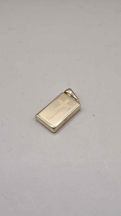 9ct Yellow Gold Opening Bible Book Pendant - 2.69 Grams