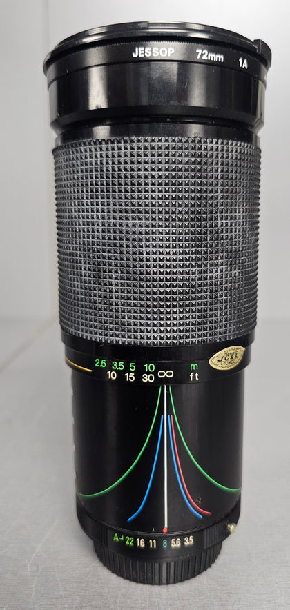 **Sale**  Vivitar 28-200mm f/3.5-5.3 Macro Focusing Zoom Vintage Lens