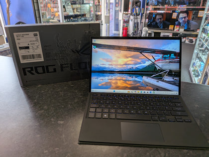 Asus Rog Flow  Z13 Gaming Tablet/Laptop Boxed RTX  3050