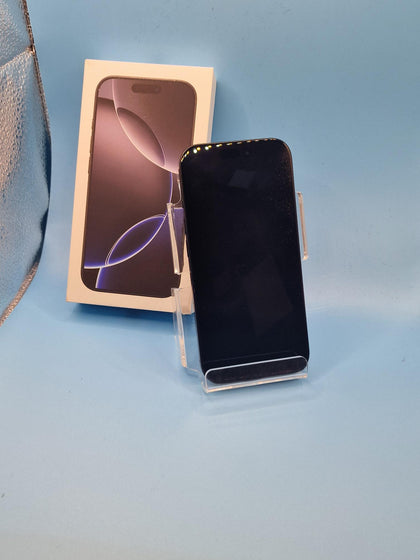 Apple iPhone 16 Pro.