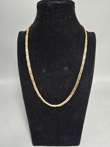 14ct GOLD NECKLACE 585 21.7G 18'' IN LENGTH 14ct EARRINGS  585 4.4G