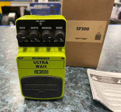 Behringer SF300 PEDAL