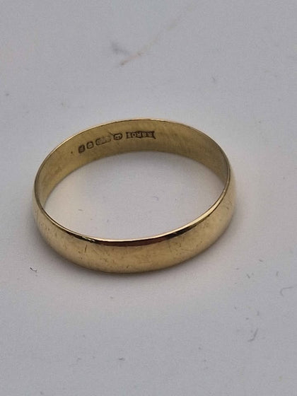 18ct Yellow Gold Wedding Band Ring - 2.03 Grams - Size P
