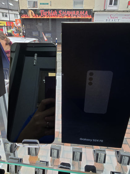 Samsung Galaxy S24 Fe 5G - 128 GB, Graphite
