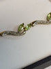 9ct Yellow Gold Bracelet with Green Stones - 7" - 4.1g total