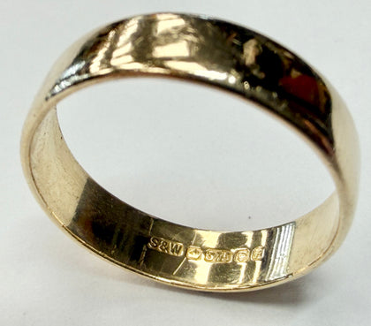 9ct yellow gold wedding band ring size N 1/2