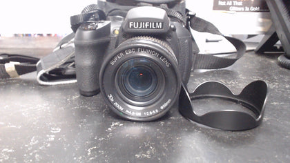 Fujifilm Finepix  - HS 20 EXR