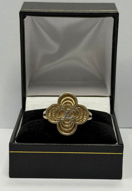 14ct Gold Ring ,(Size R), 3.84g - Hallmarked