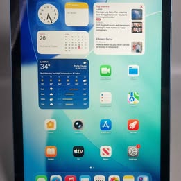Apple iPad A16 (A3355) 11
