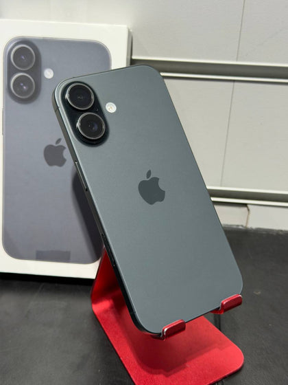 **  IMMACULATE ** Apple iPhone 17 (A3520) 256GB Black, Unlocked