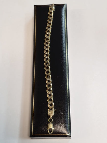 9ct Yellow Gold Curb Link Bracelet - 8