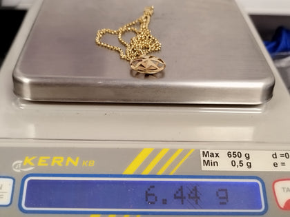 9ct Yellow Gold  Double Sided Domed Maltese Cross Pendant & 18.5