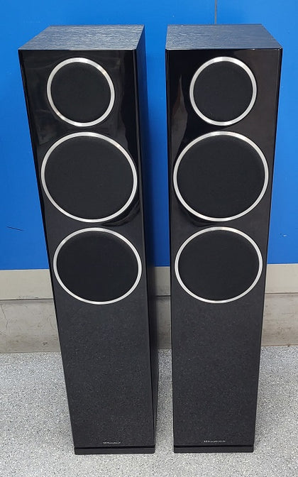 Wharfedale Diamond 230 Pair of Speakers - Black