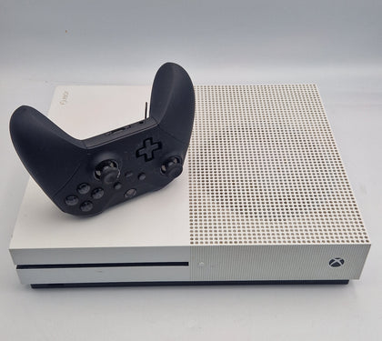 Microsoft Xbox One S Console 500GB with 1 black controllerand all leads UNBOXED