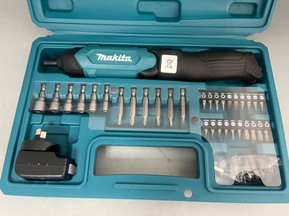 Makita DF001DW 3.6V 1 x 1.5Ah Li-Ion Cordless Screwdriver.