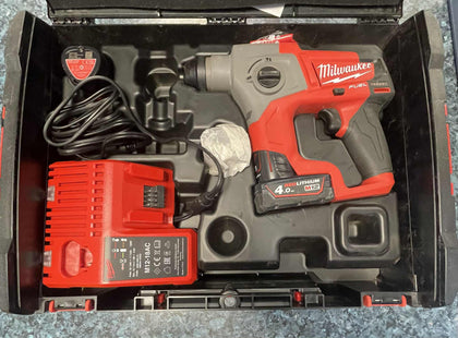Milwaukee M12CH SDS drill