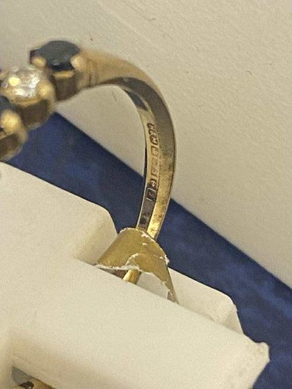 9ct Gold Ring (Size N) Apx 1.5g