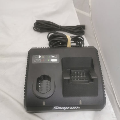 Snap-on Ct9050gj2 Cordless Impact Wrench Boxed with 2 Batteries and charger