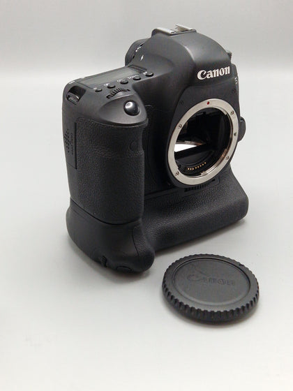 Canon EOS 6D Digital SLR Camera Body Full Frame