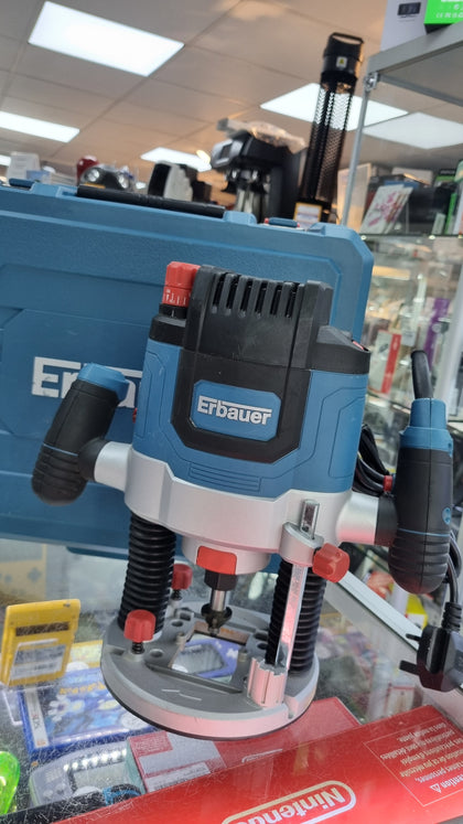Erbauer ER2100 2100W Router with box