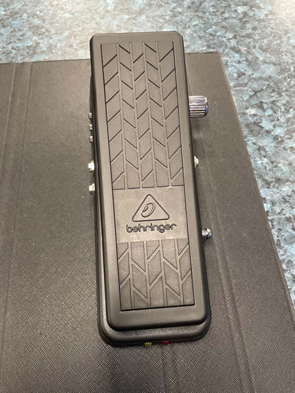 BEHRINGER PEDAL