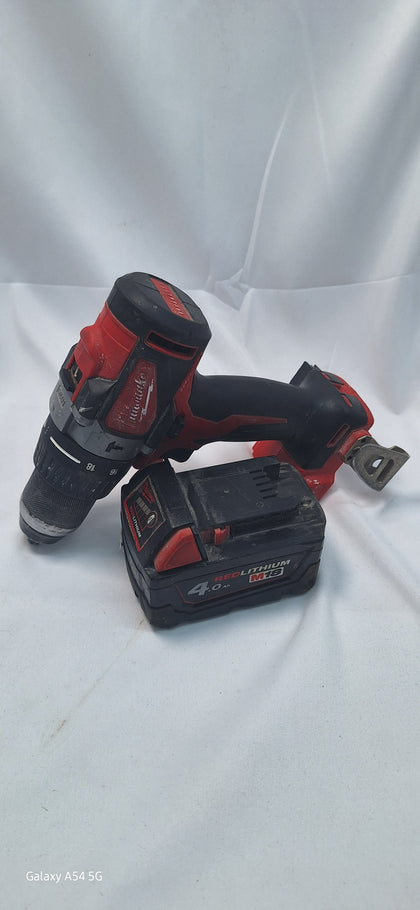 Milwaukee M18BLPD2-0 M18 18V Brushless Combi Drill with m18 4.0ah battery
