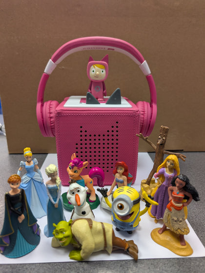 Toniebox (Pink) Bundle (Toniebox and 11 Figurines)