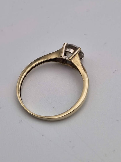 9ct Yellow Gold Cubic Zirconia Engagement Ring - Size L - 1.28 Grams