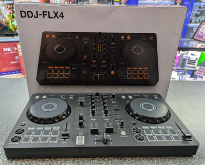 Pioneer DDJ-FLX4 dj controller