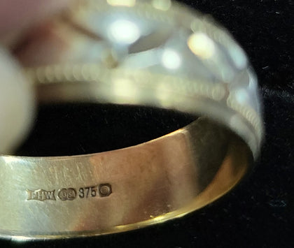 9ct Yellow Gold Patterned Band Ring - Size U - 4.09G