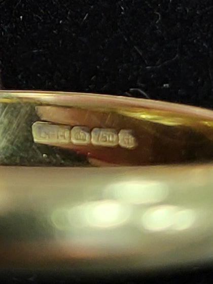 18ct Narrow Yellow Gold Band Ring - Size N - 3.82g