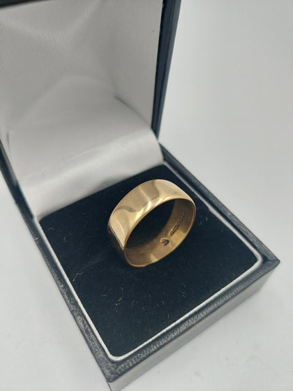 9K Plain Thick Wedding Band Ring, 4.7Grams of 9K, 375 Hallmarked and Tested, Size: S (Box Included)