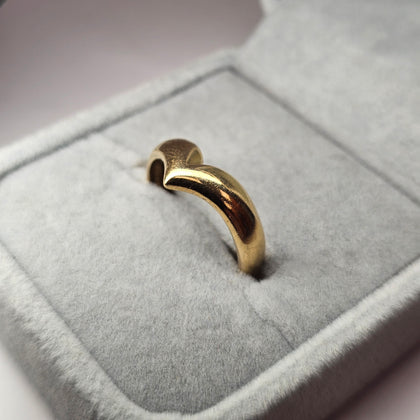 9ct Gold Wishbone Ring Size N 1/2